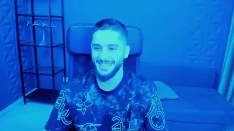 Snapshot of troywade chatting on 13, 7, 2026 TroyWade online show from 13, 7, 2026