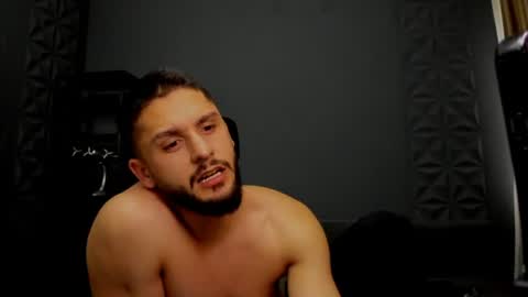 Snapshot of troywade chatting on 20, 7, 2026 TroyWade online show from 20, 7, 2026