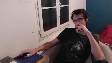 Snapshot of trucdeoufouf chatting on 19, 1, 2025 trucdeoufouf online show from 19, 1, 2025