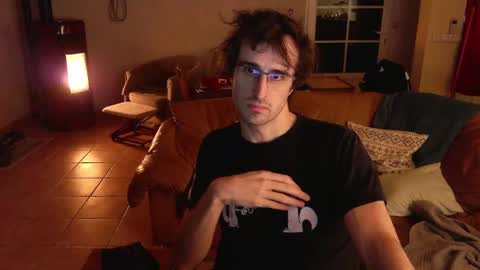 Snapshot of trucdeoufouf chatting on 5, 2, 2025 trucdeoufouf online show from 5, 2, 2025