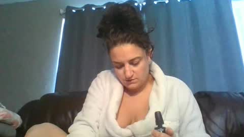 Snapshot of truemilfbella chatting on 19, 2, 2025 Nextdoor Bella online show from 19, 2, 2025
