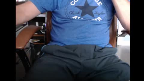 Snapshot of trvler72 chatting on 25, 4, 2026 trvler72 online show from 25, 4, 2026