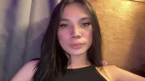 Snapshot of ts_athisa chatting on 8, 11, 2025 ts_athisa online show from 8, 11, 2025