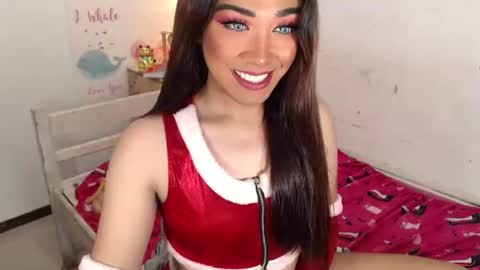 Snapshot of ts_romantika69 chatting on 16, 12, 2025 The Girl Named Romantika online show from 16, 12, 2025