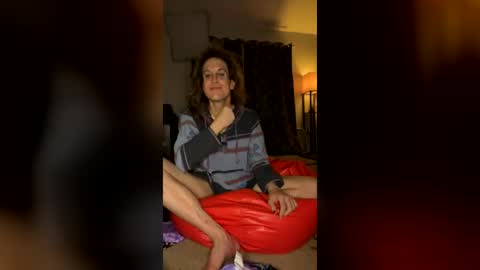 Snapshot of tsgoddessleora chatting on 5, 7, 2026 tsgoddessleora online show from 5, 7, 2026