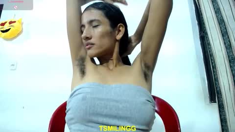 Snapshot of tsmilingg chatting on 17, 10, 2025 Dulce online show from 17, 10, 2025