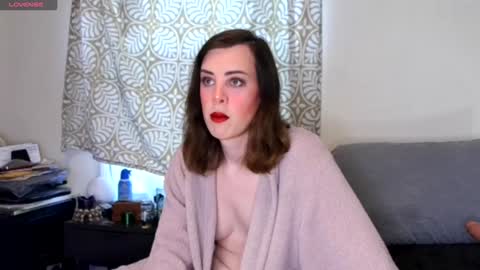 Jade Snail online show from 30, 1, 2025