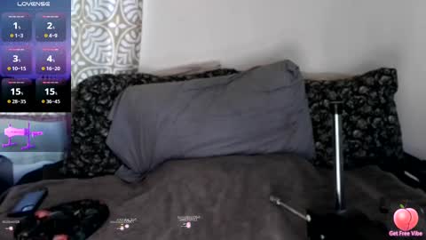 Jade Snail online show from 27, 2, 2025