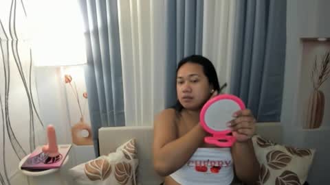 Snapshot of tsuncutkaren chatting on 9, 11, 2025 Karen Oquio online show from 9, 11, 2025