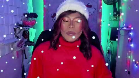 Snapshot of tsviolett chatting on 23, 12, 2024 BellaRoxanna online show from 23, 12, 2024