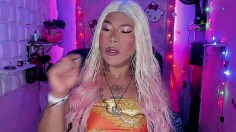 Snapshot of tsviolett chatting on 3, 1, 2025 BellaRoxanna online show from 3, 1, 2025