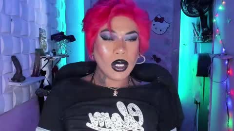 Snapshot of tsviolett chatting on 28, 2, 2025 BellaRoxanna online show from 28, 2, 2025