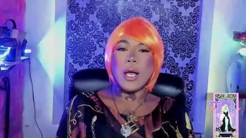 Snapshot of tsviolett chatting on 14, 10, 2025 BellaRoxanna online show from 14, 10, 2025