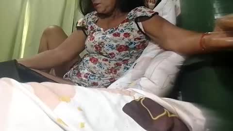 Snapshot of tuchmegently chatting on 10, 11, 2025 Mae online show from 10, 11, 2025