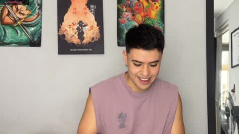 tuenkim_ online show from 4, 4, 2026