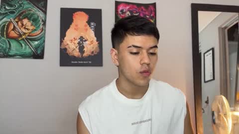 tuenkim_ online show from 7, 4, 2026