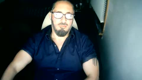 Snapshot of tuscan_taurus chatting on 6, 6, 2026 tuscan_taurus online show from 6, 6, 2026