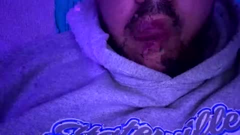 Snapshot of tuvo611077 chatting on 10, 1, 2025 tuvo611077 online show from 10, 1, 2025