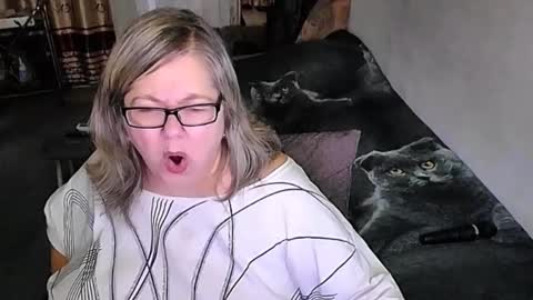 Lana online show from 25, 10, 2025