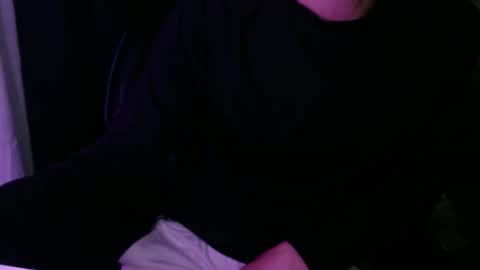 Snapshot of twackedntatted chatting on 29, 4, 2026 TwackedNTatted online show from 29, 4, 2026