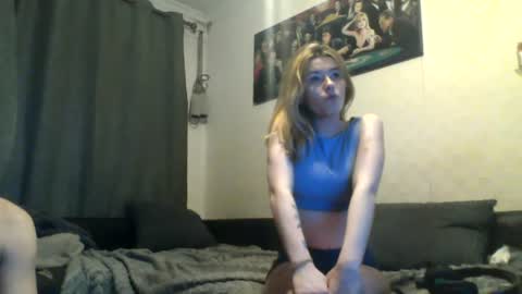 Snapshot of twice_my_age chatting on 20, 6, 2026 twice my age online show from 20, 6, 2026