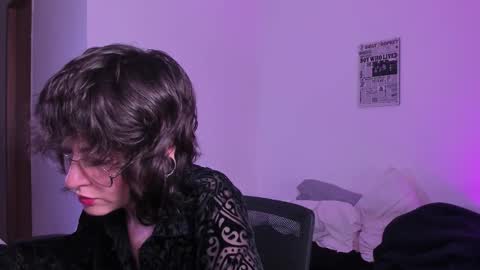 Eve  Lili online show from 28, 11, 2025