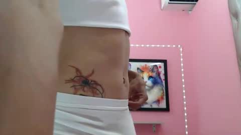Snapshot of twink_baby_18 chatting on 19, 5, 2026 carlos online show from 19, 5, 2026