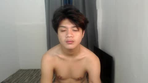 Snapshot of twink_blaze chatting on 14, 10, 2025 BLAZE online show from 14, 10, 2025
