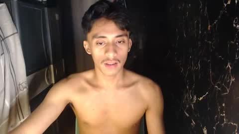 Snapshot of twink_hairyass69 chatting on 4, 12, 2024 Aladin online show from 4, 12, 2024