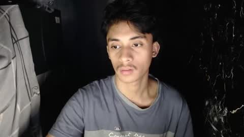 Snapshot of twink_hairyass69 chatting on 19, 12, 2024 Aladin online show from 19, 12, 2024