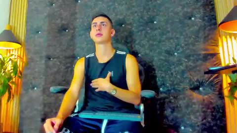 twink_scott19 online show from 3, 11, 2025