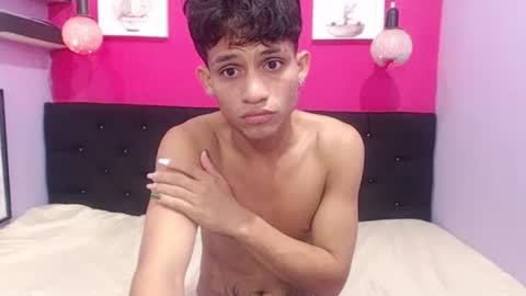 paulo sexy bigcock hot online show from 7, 4, 2026