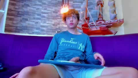 Snapshot of twinkk_guyy chatting on 24, 11, 2025 twinkk_guyy online show from 24, 11, 2025