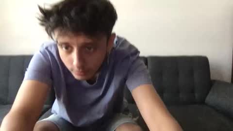 Snapshot of twinksguys360 chatting on 30, 10, 2025 Derrick online show from 30, 10, 2025