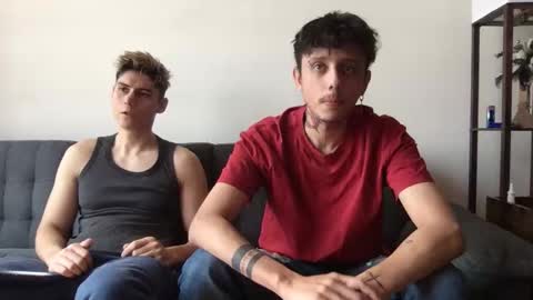 Snapshot of twinksguys360 chatting on 22, 11, 2025 Derrick online show from 22, 11, 2025