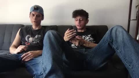 Snapshot of twinksguys360 chatting on 8, 1, 2026 Derrick online show from 8, 1, 2026