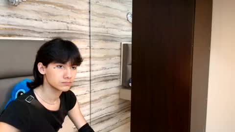 twinslovers_ online show from 26, 11, 2025