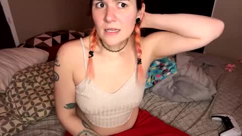 twitchinwhore online show from 23, 1, 2025