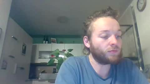 Snapshot of tworoardsdiverge chatting on 25, 10, 2025 tworoardsdiverge online show from 25, 10, 2025