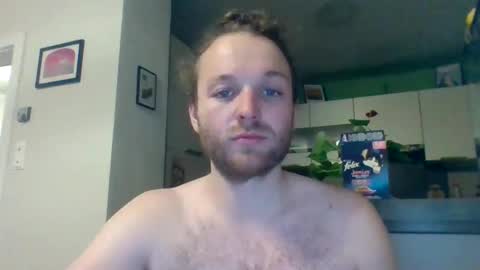 Snapshot of tworoardsdiverge chatting on 3, 12, 2025 tworoardsdiverge online show from 3, 12, 2025