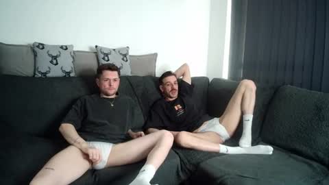 Snapshot of twotwinkhusbands chatting on 26, 6, 2026 RyanRowan online show from 26, 6, 2026