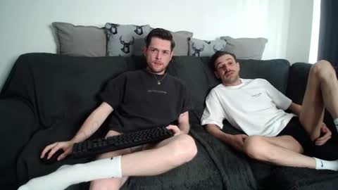 Snapshot of twotwinkhusbands chatting on 24, 7, 2026 RyanRowan online show from 24, 7, 2026