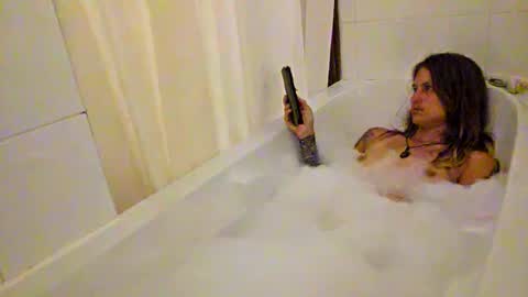 Snapshot of twowithoutfilter chatting on 15, 11, 2025 twowithoutfilter online show from 15, 11, 2025