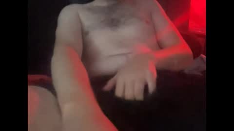 txsizedhog420 online show from 12, 9, 2025