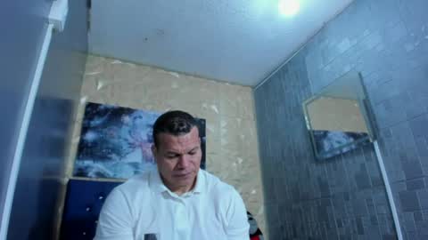 Tyleer Scot online show from 29, 6, 2026