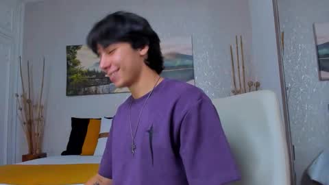 Snapshot of tyler_durtenn chatting on 19, 12, 2025 Tyler online show from 19, 12, 2025