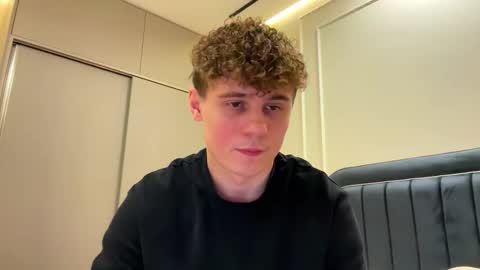 tyler_garrner online show from 5, 2, 2026