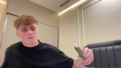 tyler_garrner online show from 21, 2, 2026