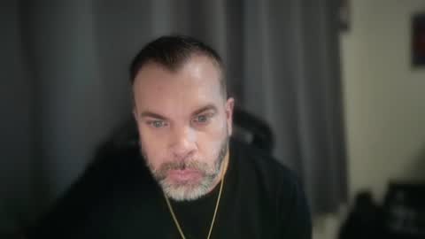Snapshot of tylerdavidxxx chatting on 18, 6, 2026 Tyler David online show from 18, 6, 2026