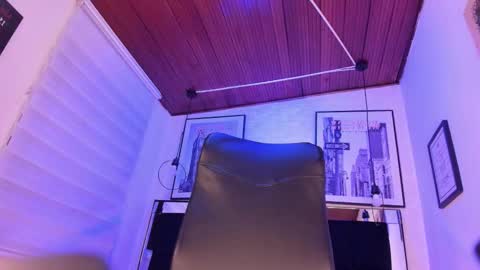       online show from 4, 12, 2025